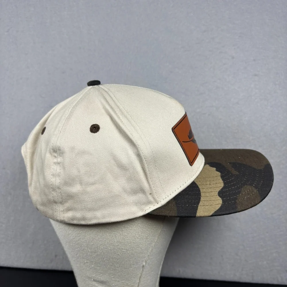 Southern String‎ Hat Co. Camo Snapback Hat Leather Feather Patch Limited Edition